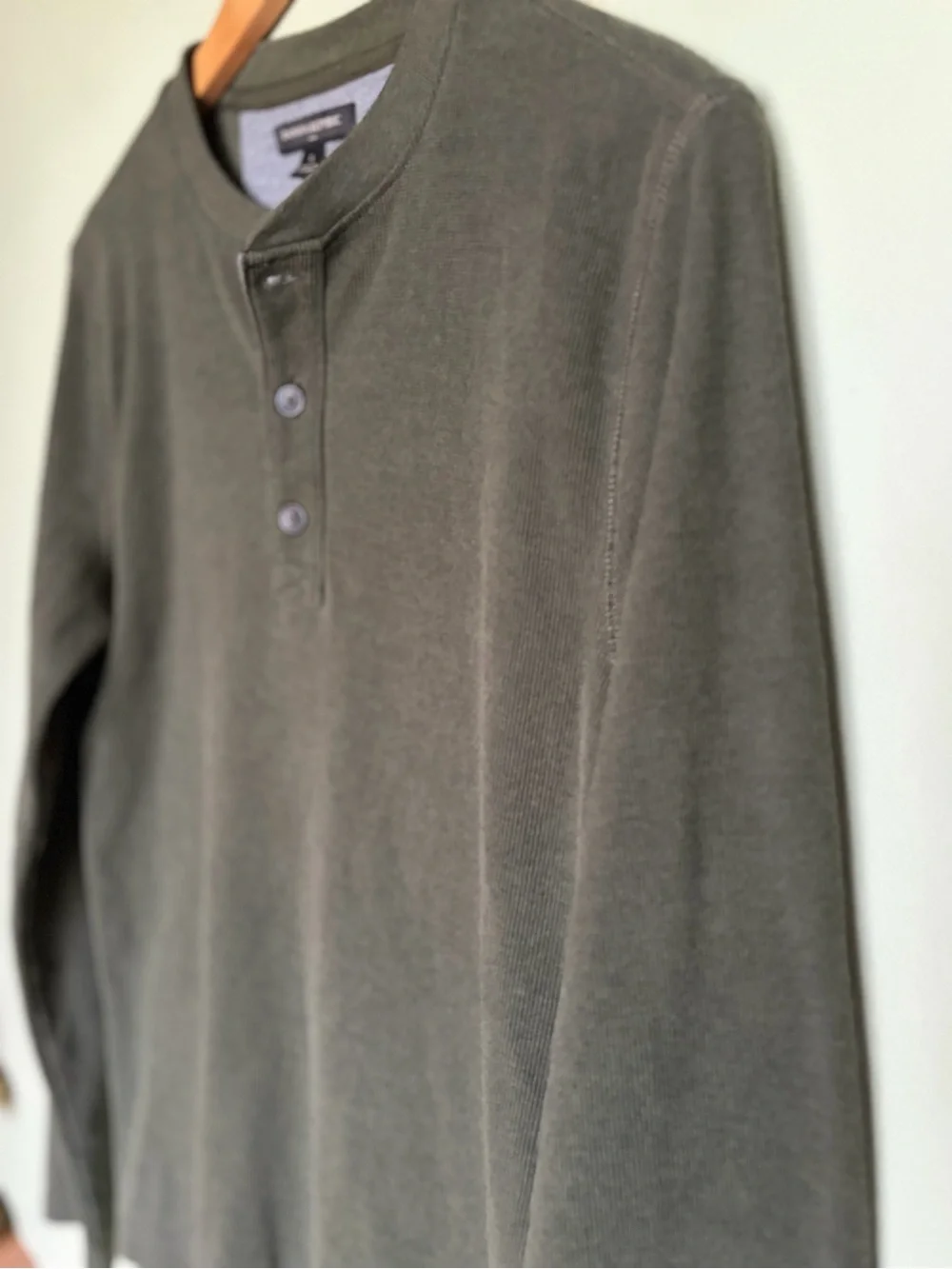 Banana Republic Men’s Olive Green Long-Sleeve Henley Shirt Size S Preppy Layers